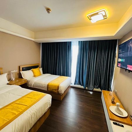 Aeontower Suites&Hotel By Cmc Davao City Esterno foto