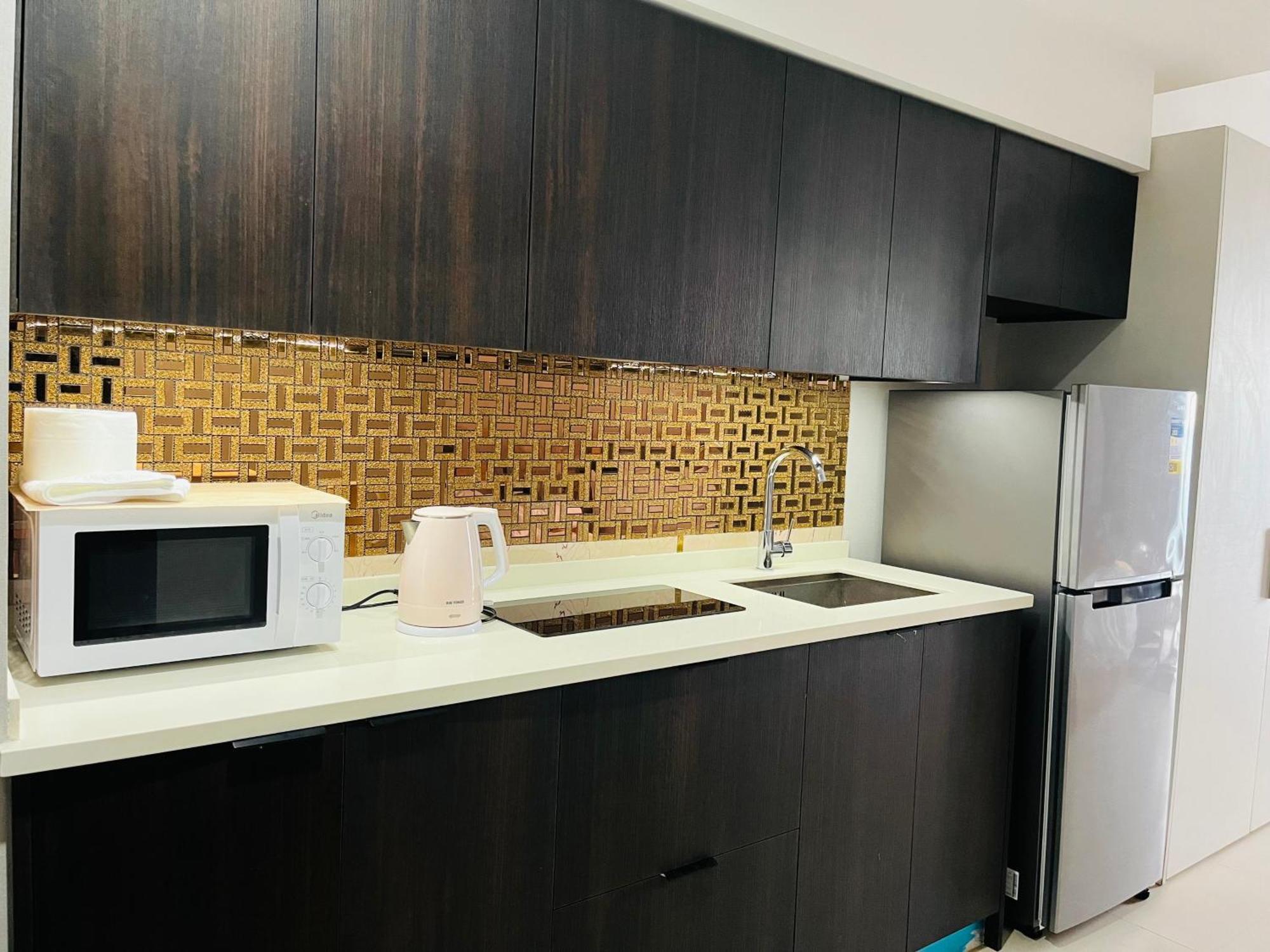 Aeontower Suites&Hotel By Cmc Davao City Esterno foto